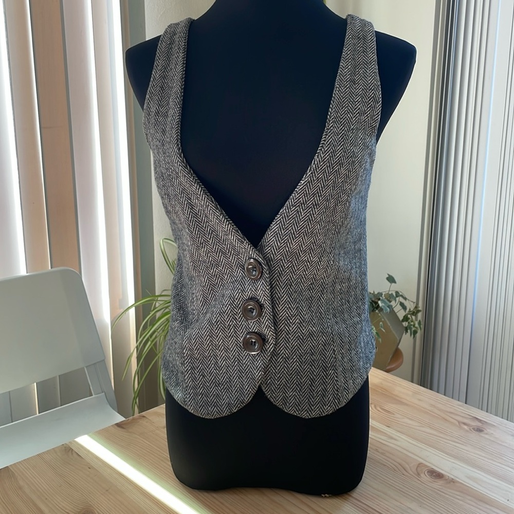Ella Moss vest